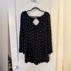 NWT AE Black Long-Sleeve V-Neck Romper
